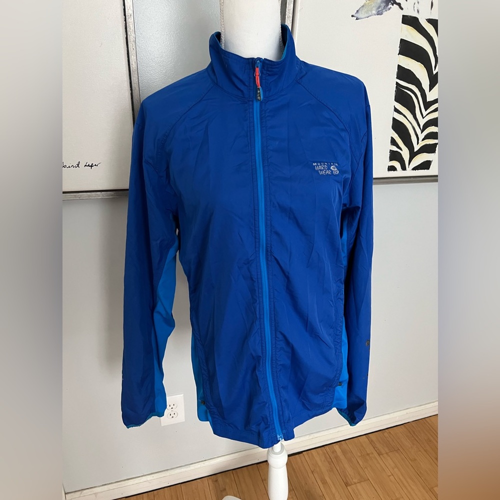 Mountain hardware lightweight jacket